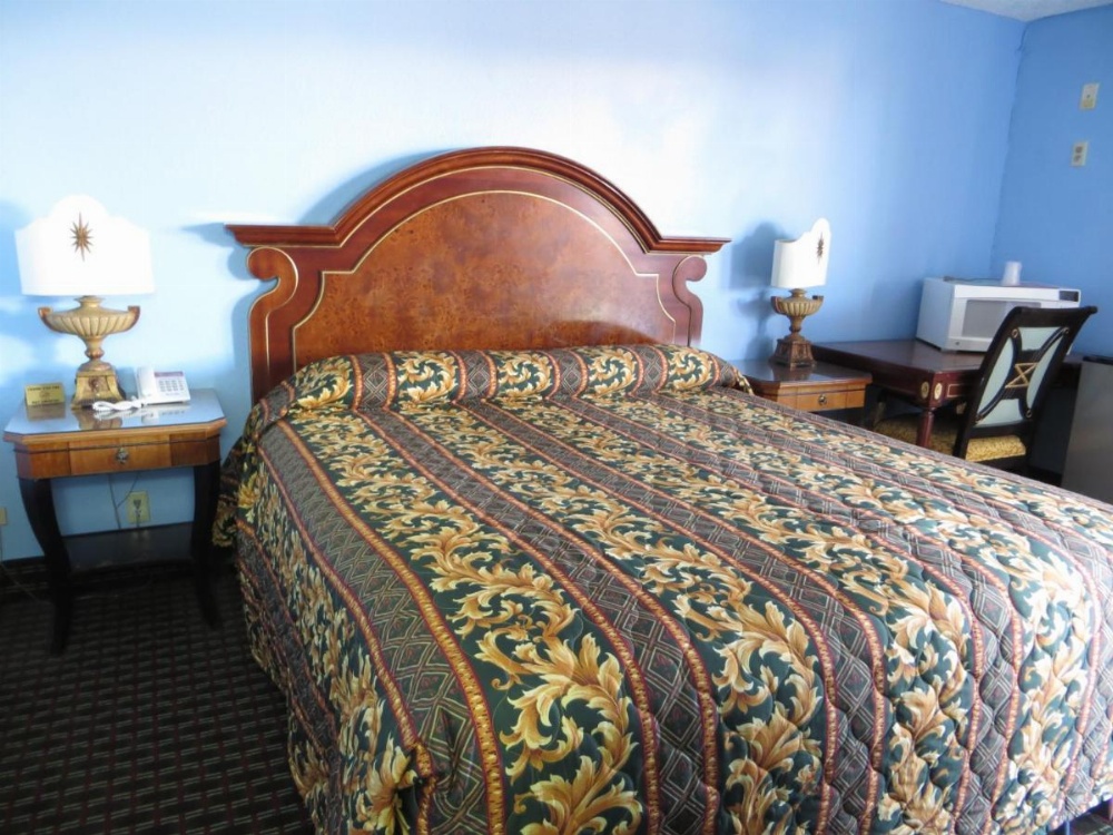 A Fisher's Inn Motel Image 36